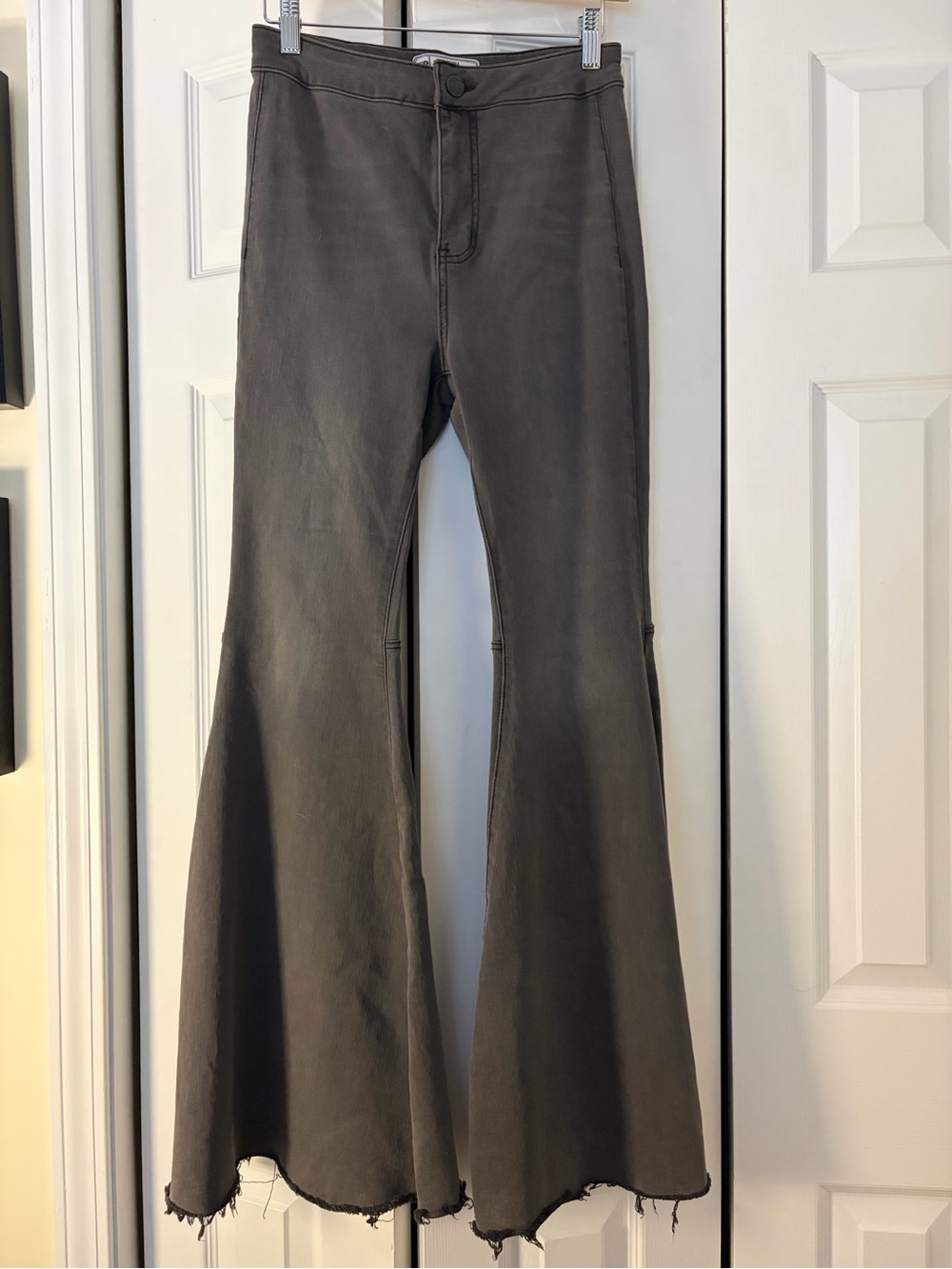 Free People We The Free Just Float On Flare Jeans Charcoal Gray Wash- 27 SHORT